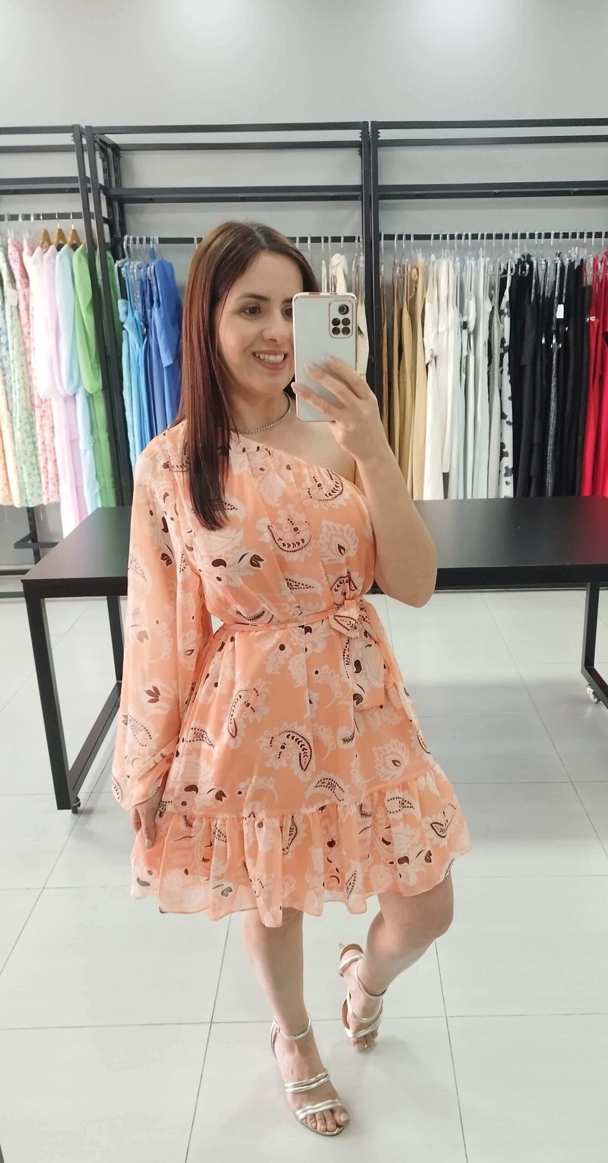 Vestido Curto Chiffon Cor Laranja | Paty |