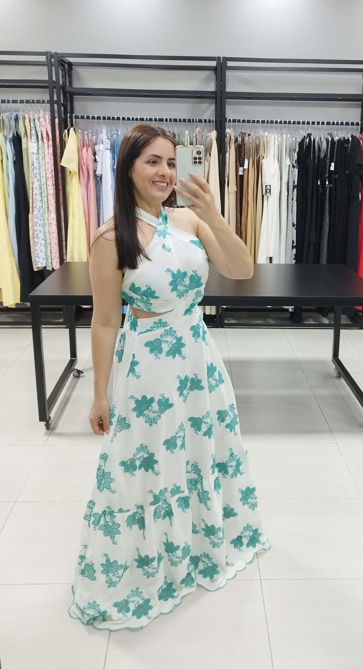 Vestido longo bordado verde | Larissa |